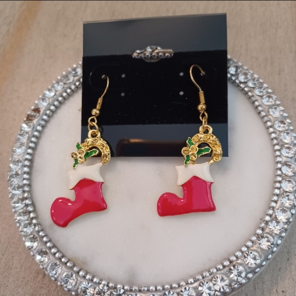 Red Christmas Holiday Stocking Wreath Dangle Drop Earrings - Picture 5 of 6